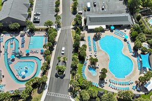 Indoor pool, a heated pool - Grand Palms Resort H2 (Myrtle Beach)