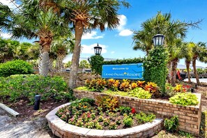 Property grounds - Grand Palms Resort H2 (Myrtle Beach)