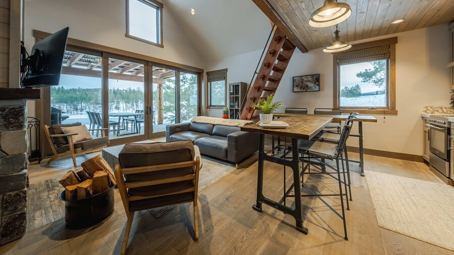 Wilderness Club Cottage on 18th Green