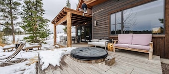 Wilderness Club Cottage on 18th Green