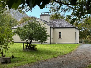 Exterior - Cottage 474 - Kylemore - sleeps 6 guests  in 3 bedrooms (Kylemore)