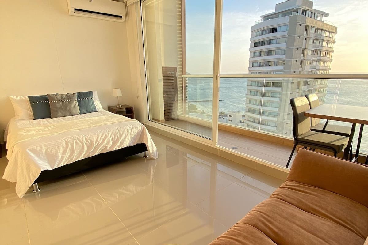 1 bedroom, individually decorated, individually furnished