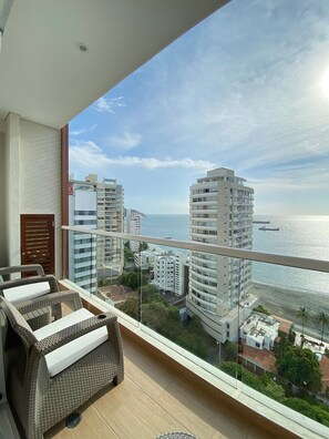 Imagen sin descripción, 5 de 107, botón