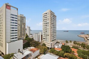 City Apartment | Exterior