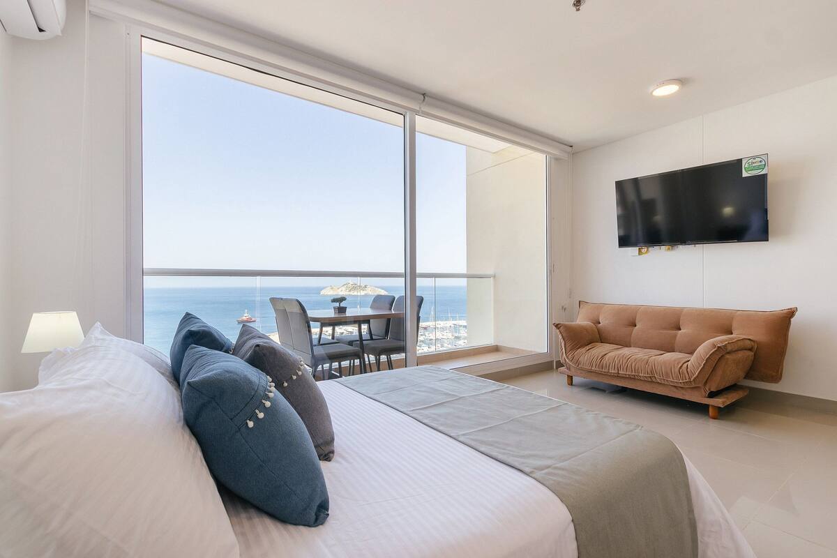 1 bedroom, individually decorated, individually furnished