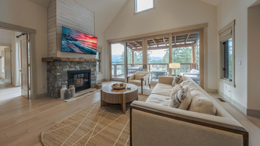 Wilderness Club Haven for 12!