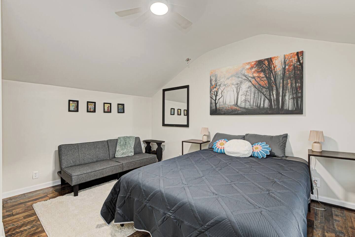 2 dormitorios, tabla de planchar con plancha, wifi y ropa de cama