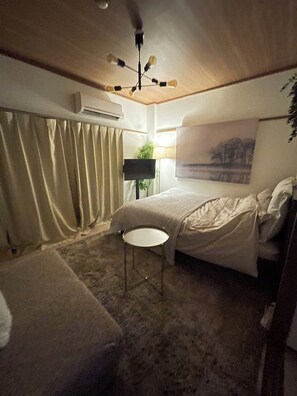 Deluxe Apartment, City View | In-room safe, blackout drapes, soundproofing, iron/ironing board - Oak Stay Shibuya 5 (Tokyo)