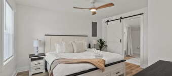 Elkhorn Cottage - Peaceful Creekside Stay