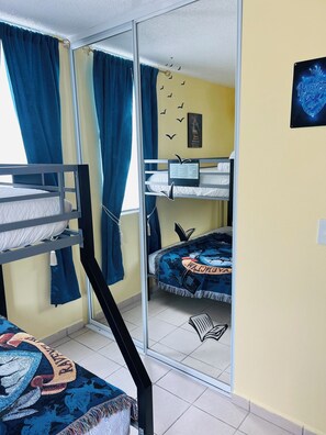 3 quartos, ferros/tábuas de passar roupa, Wi-Fi de cortesia