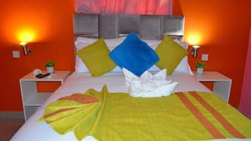 Standard Double or Twin Room, Garden View | Desk, free WiFi