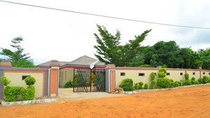 Exterior - Chobe Kulotu Guest House  (Kasane)