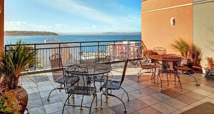 Pike Place Open 1bd Free Parking,Waterfront,Pool!
