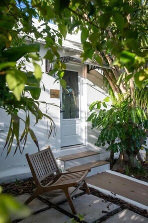 Ferienhaus, 1 King-Bett, Terrasse, Gartenblick | Terrasse/Patio