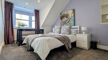 3 dormitorios, tabla de planchar con plancha, wifi y ropa de cama