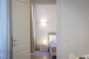 1 camera, una scrivania, ferro/asse da stiro, Wi-Fi