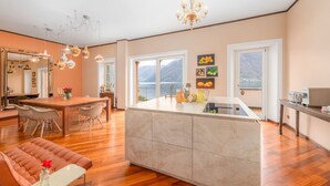 Unclassified image, 3 of 37, button - Villa Brusati - Eight Bedroom Villa, Sleeps 16 (Oria)