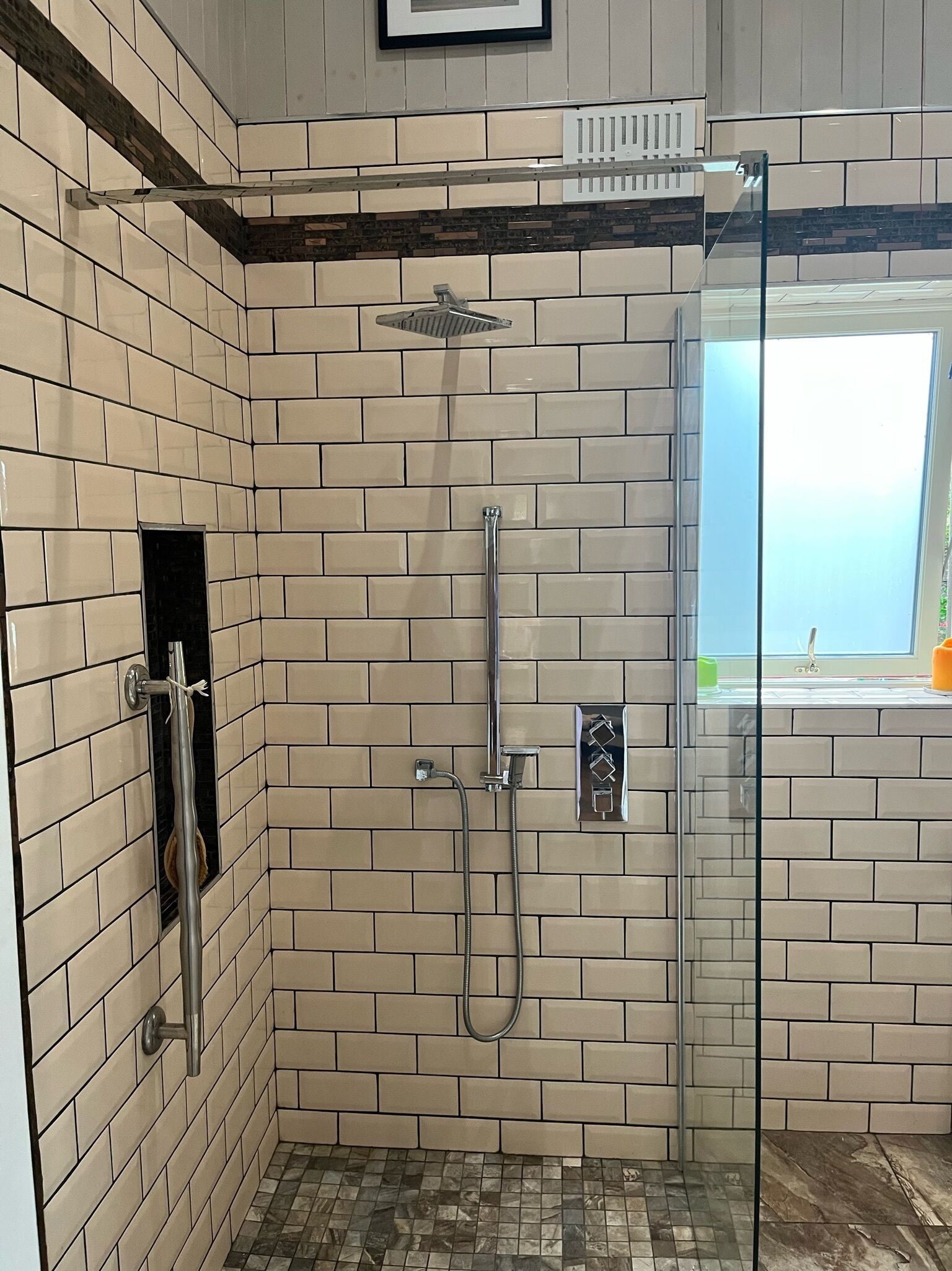 Deluxe-Apartment, Gartenblick | Badezimmer | Haartrockner, Handtücher, Seife, Shampoo