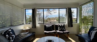Shack No. 5  A Quirky, Retro Beach Escape in Jervis Bay!
