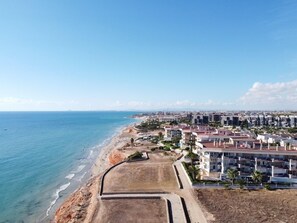 Terrace/patio - Apartamentos Palmera Beach frente al mar (Orihuela)