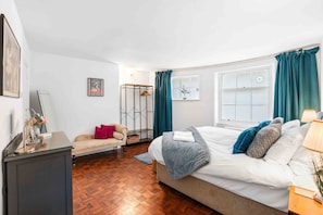 2 makuuhuonetta, silitysrauta/-lauta, internet, vuodevaatteet