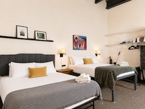 2 chambres, bureau, fer et planche Ă repasser, Wi-Fi gratuit
