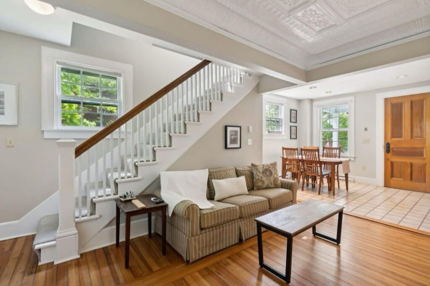 A Spacious And Charming Island Townhome - Portland, ME