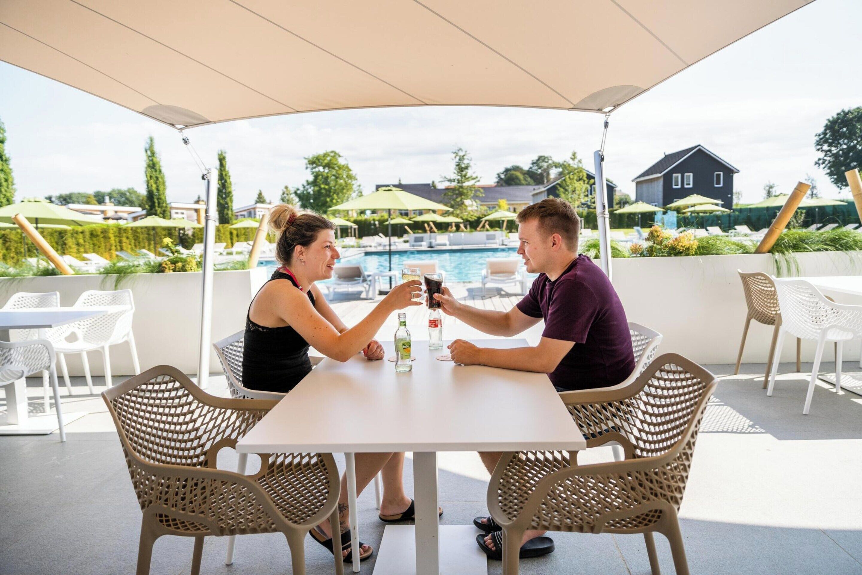 House | Outdoor dining