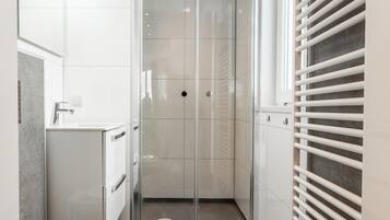 House | Bathroom | Shower