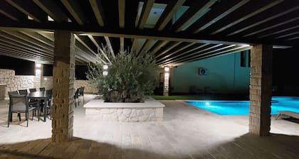 Vacation apartment Happy Olive in Sevid near Trogir Croatia