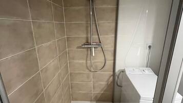 Douche, papier toilette