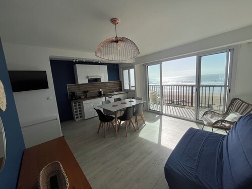 Ocean view apartment