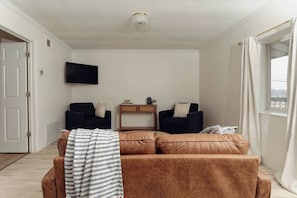 Smart TV, books