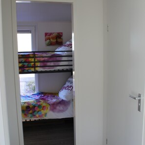 3 bedrooms, bed sheets - Holiday Home Bemelen Near Nature Reserve (Bemelen)
