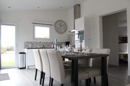House | Dining