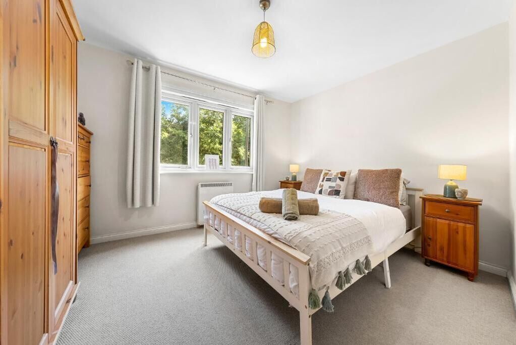 1 室のベッドルーム、デスク、アイロン / アイロン台、WiFi