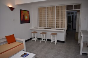 Interior - Cozy 1-bedroom with WiFi and AC in charming Mombasa (Mombasa)