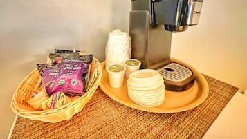 Kaffee und/oder Kaffeemaschine
