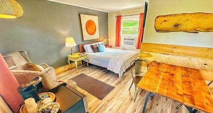 Oceans 8 minutes to Manchester Vermont