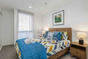 1 chambre, bureau, fer et planche à repasser, Wi-Fi