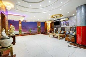 40-英寸LED 电视（配备有线频道）