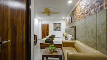 Family Triple Room | Bed sheets