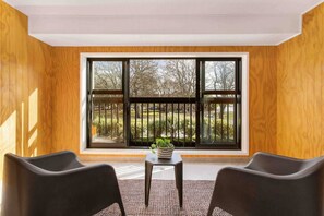 Interior - Parkside Retreat Near Hospital Inside 4 Avenues . (Christchurch)