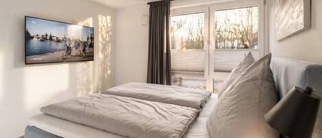 2 chambres, fer et planche à repasser, lit parapluie, Wi-Fi gratuit