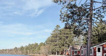 Cabin on private beach on a lake near Brainerd! 2 bedrooms, sleeps 7!