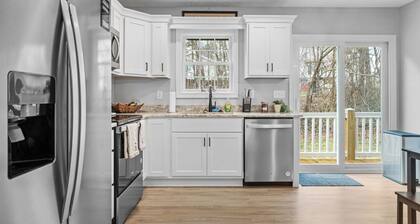 3-bedroom house in Elizabethtown with WiFi, AC, close to Sports Park