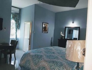 9 Schlafzimmer, Bügeleisen/Bügelbrett, WLAN, Bettwäsche