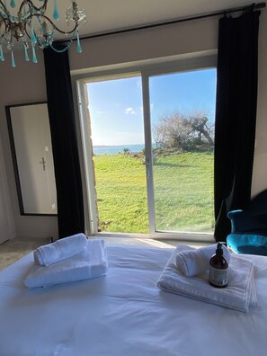 4 chambres, bureau, fer et planche à repasser, Wi-Fi gratuit