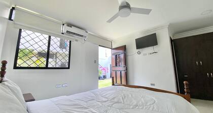 Beautiful Room in Ciudadela Las Garzas, next to San Marino, Guayaquil