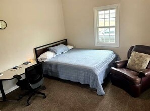 3 Schlafzimmer, Bügeleisen/Bügelbrett, WLAN, Bettwäsche
